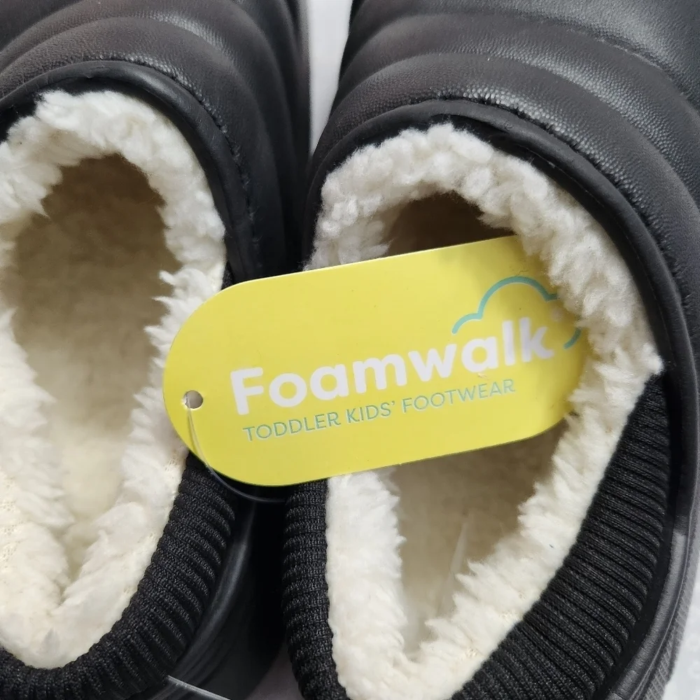 3/$25 Foamwalk toddler slip on black sherpa lined shoes NWT size XL 11/12